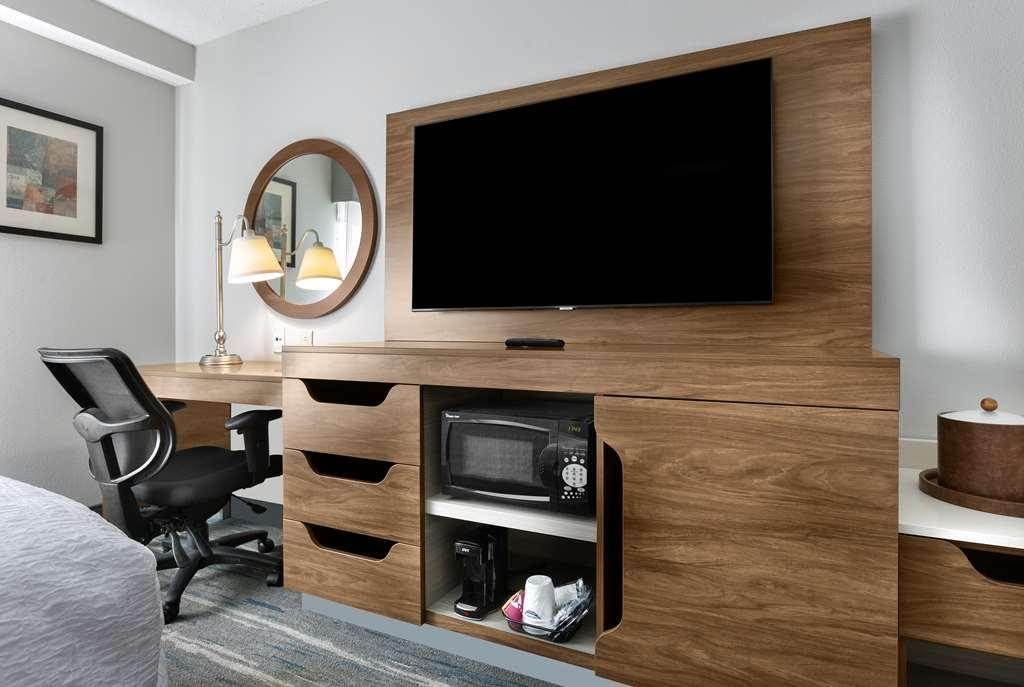 Hampton Inn Belmont At Montcross Room photo