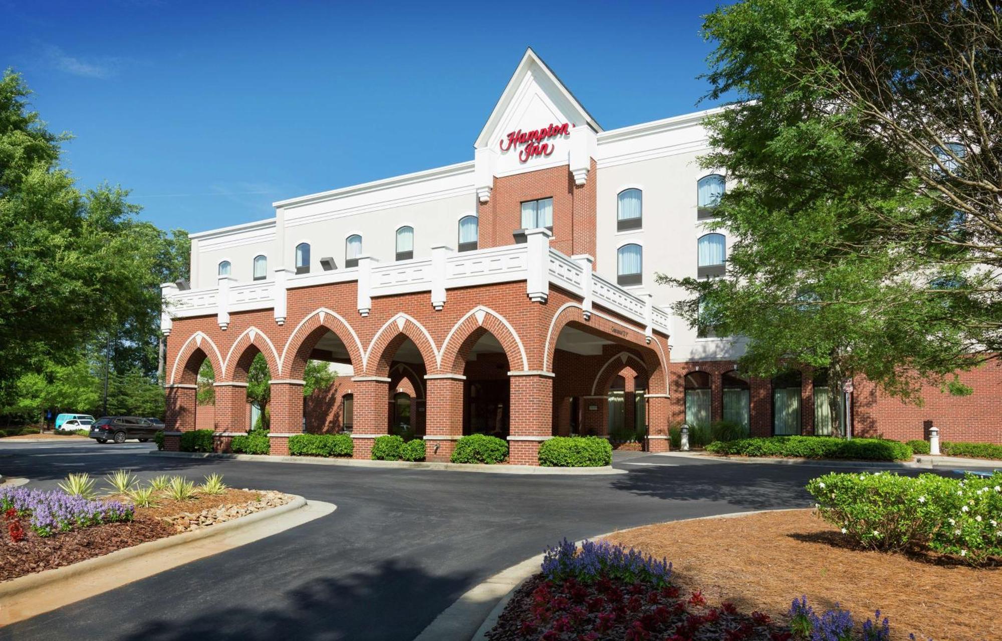 Hampton Inn Belmont At Montcross Exterior photo